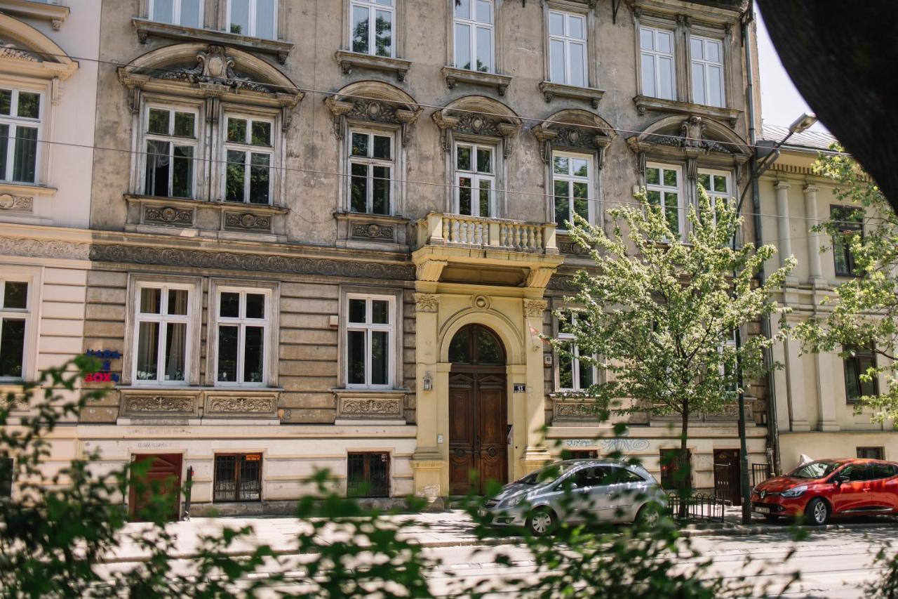 Girls Hostel Kraków Exteriör bild